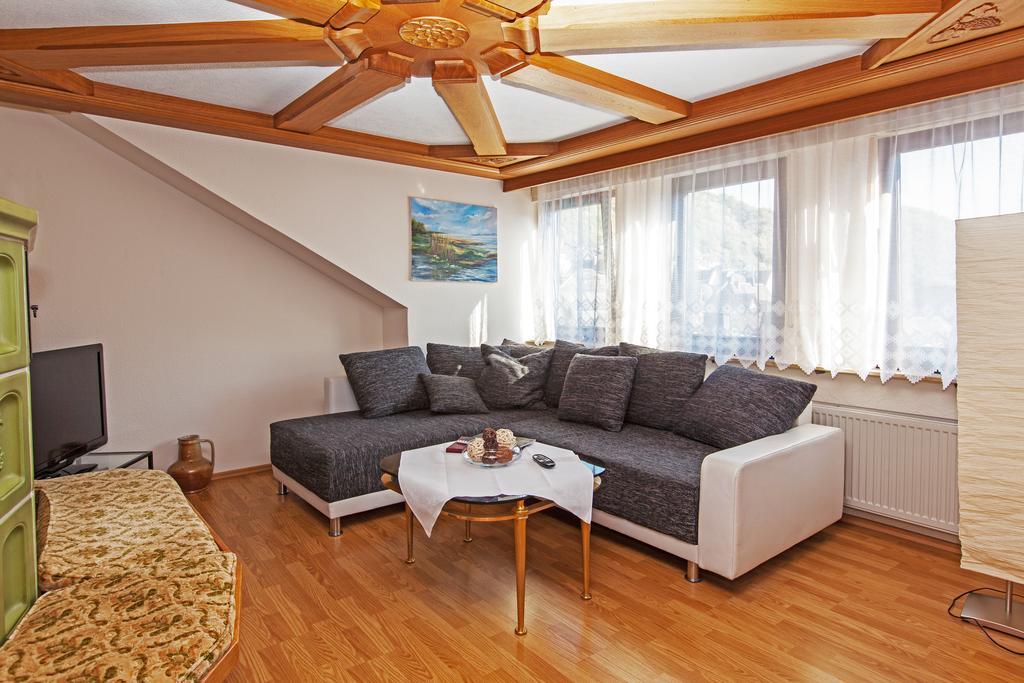 Hotel & Restaurant Krone Kestert Kültér fotó