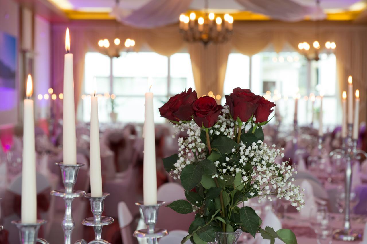 Hotel & Restaurant Krone Kestert Kültér fotó