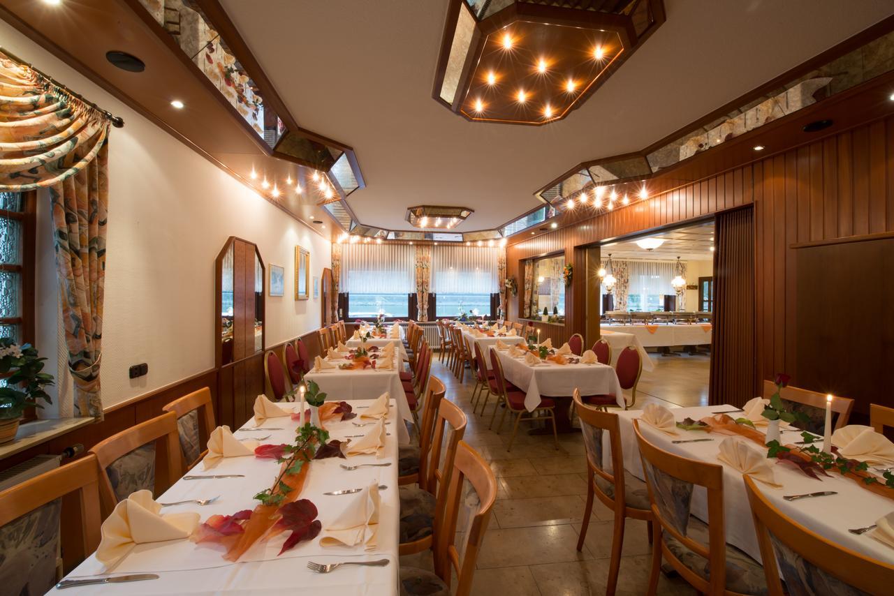 Hotel & Restaurant Krone Kestert Kültér fotó